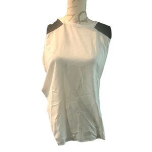 Vicinity black and white sleeveless blouse size medium